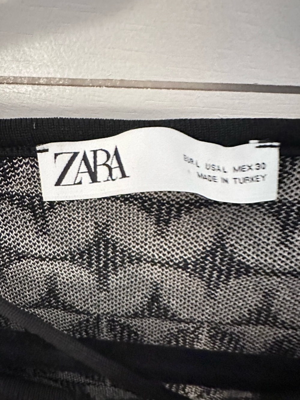 ZARA M Knit 2 Piece Set Crop Cardigan + Strappy Cami Black Cream Geometric Print - Picture 7 of 12
